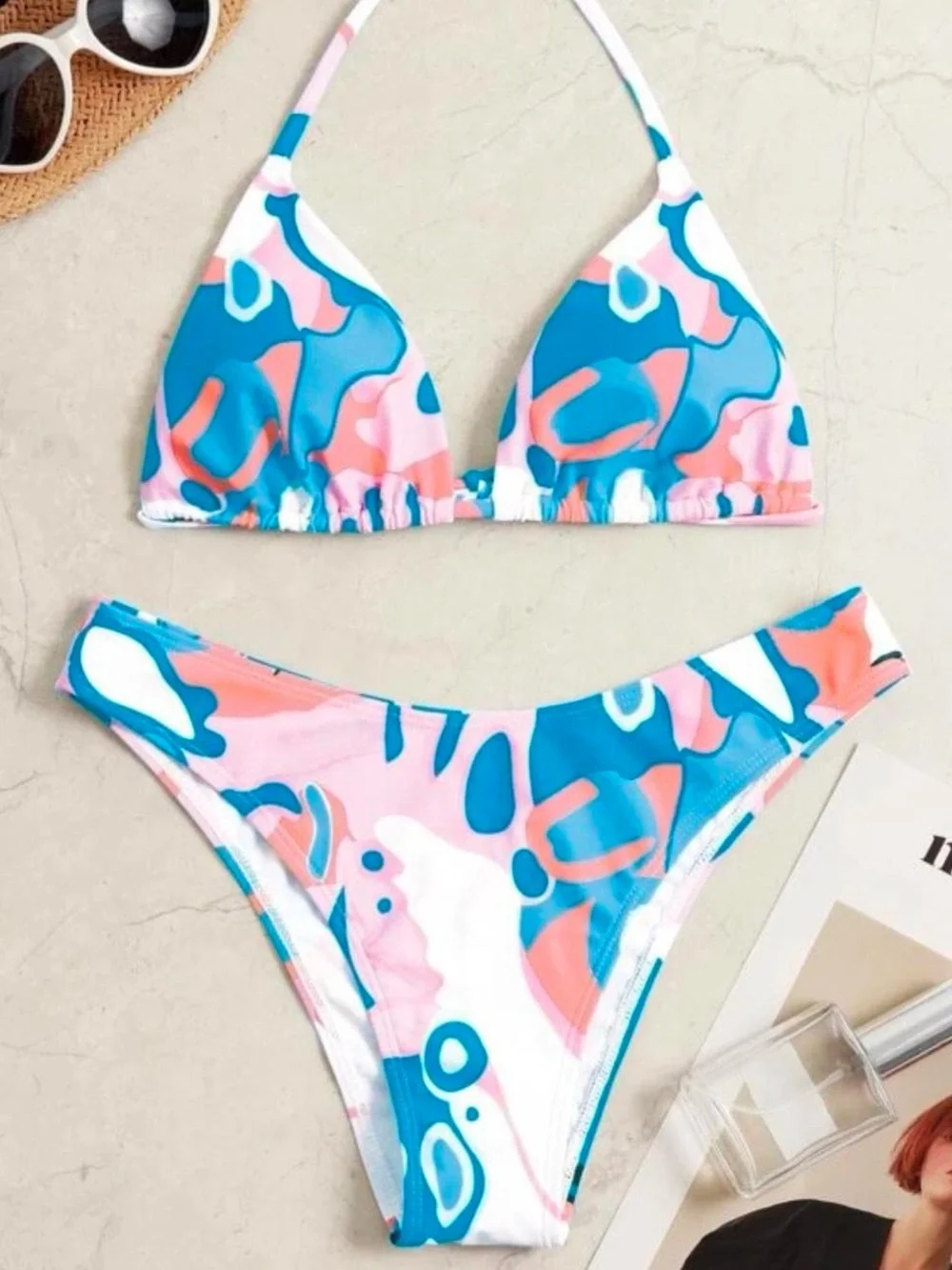 Bikini set - Picture 1 of 3
